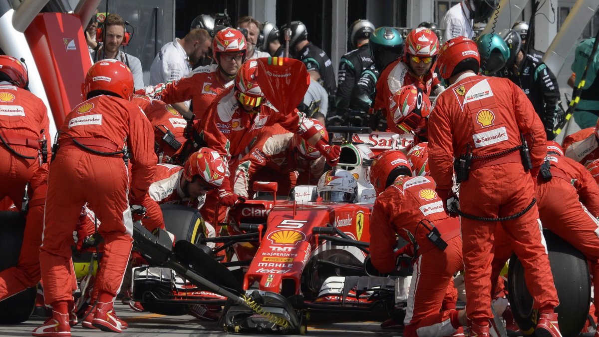 Sebastian Vettel v závodě v Maďarsku