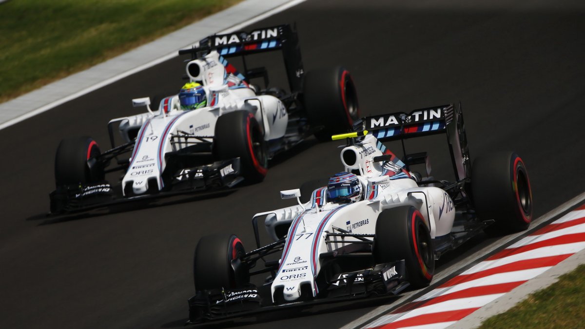Felipe Massa a Valtteri Bottas při sobotním tréninku v Maďarsku