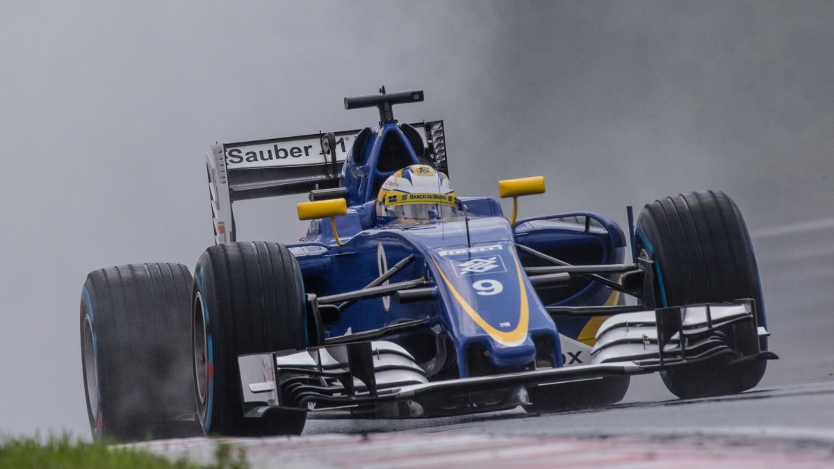 Marcus Ericsson při sobotní deštivé kvalifikaci v Maďarsku