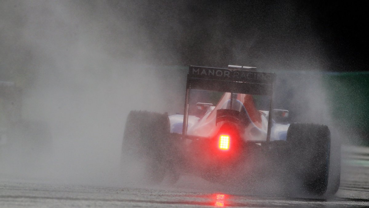 Pascal Wehrlein při sobotní deštivé kvalifikaci v Maďarsku