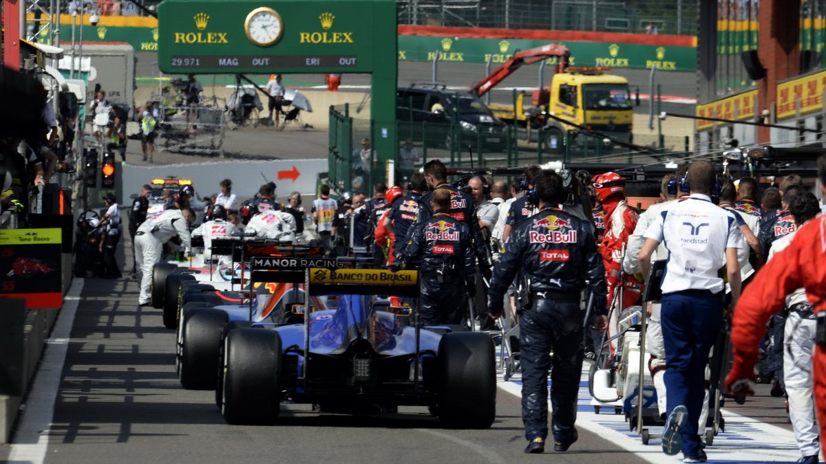 Přerušení závodu v Belgii