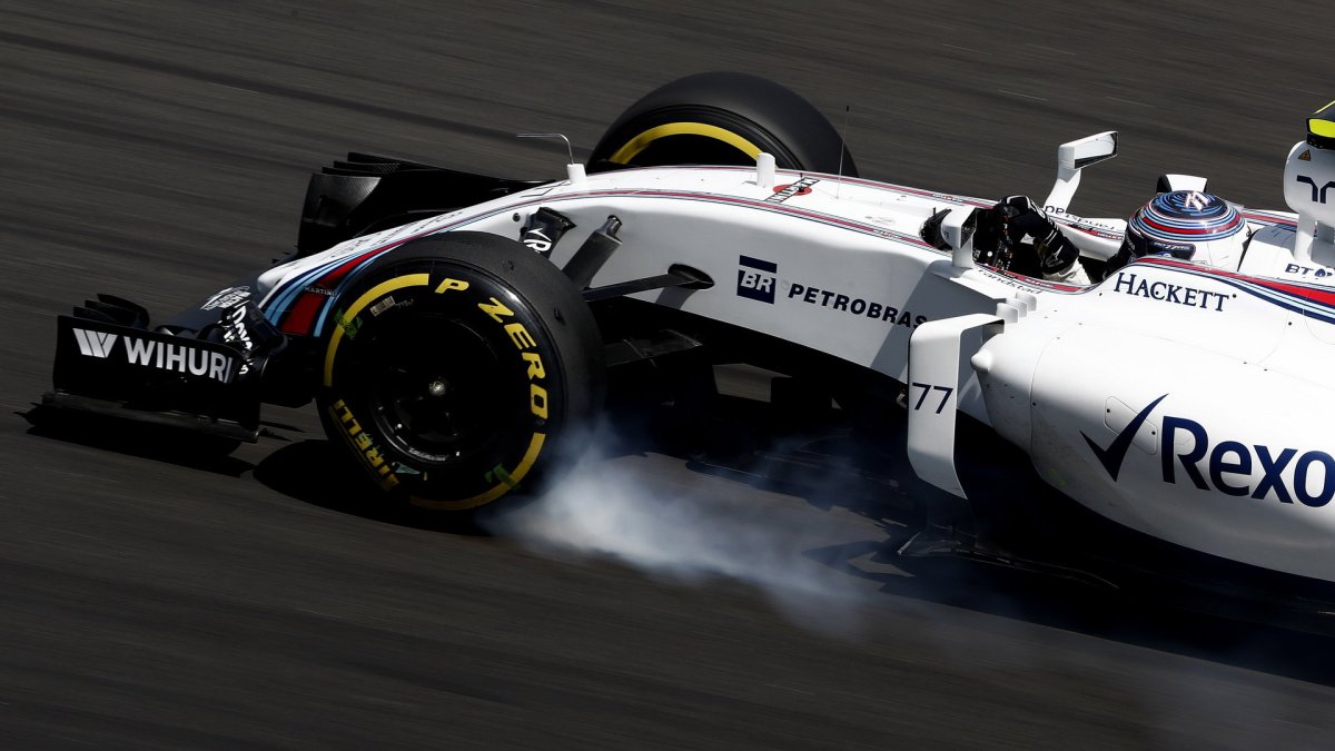 Valtteri Bottas probrzdil při pátečním tréninku v Malajsii