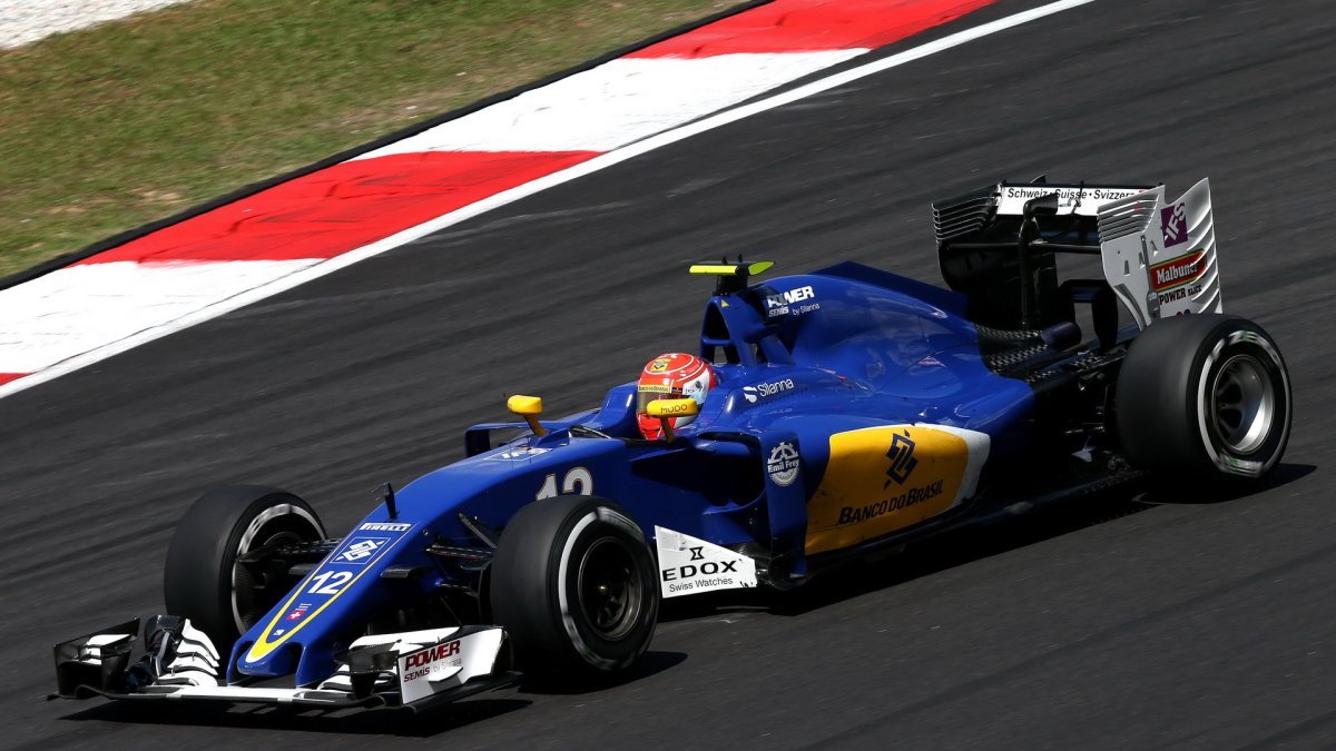 Felipe Nasr při pátečním tréninku v Malajsii