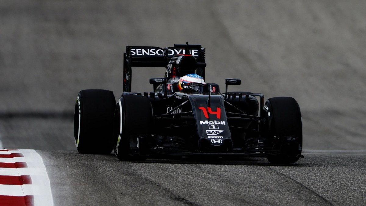 Fernando Alonso v závodě v Austinu