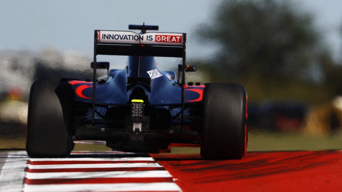 Fernando Alonso v kvalifikaci v Austinu