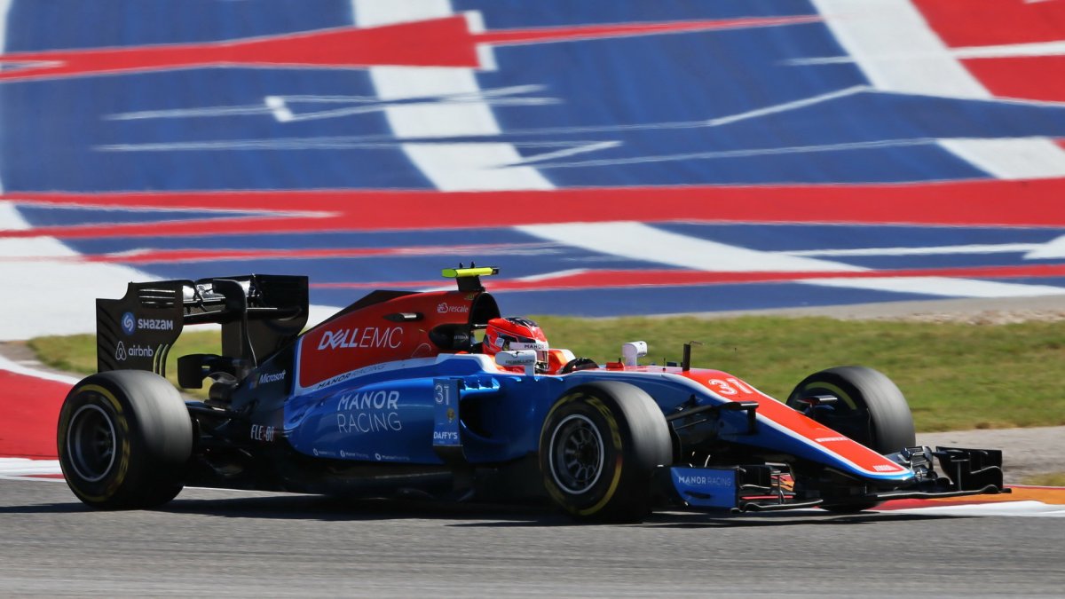 Esteban Ocon v kvalifikaci v Austinu
