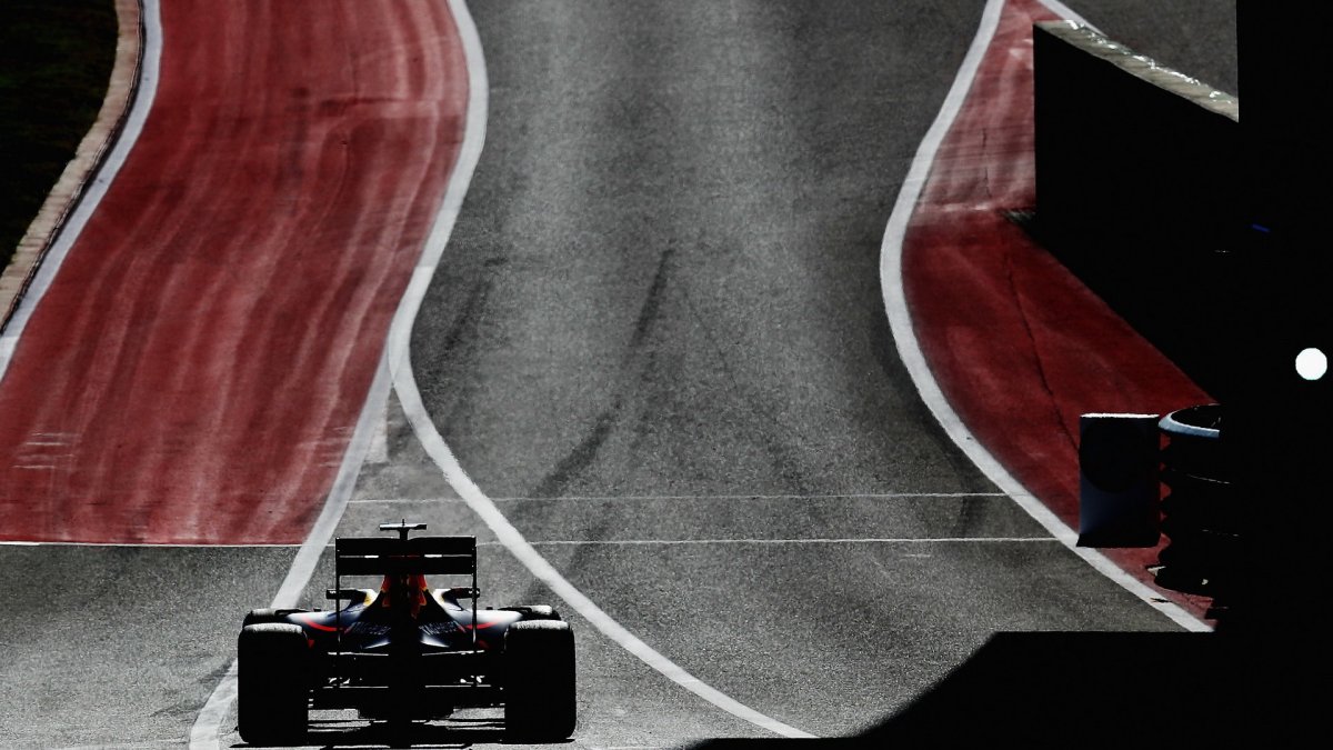 Daniel Ricciardo při pátečním tréninku v Austinu