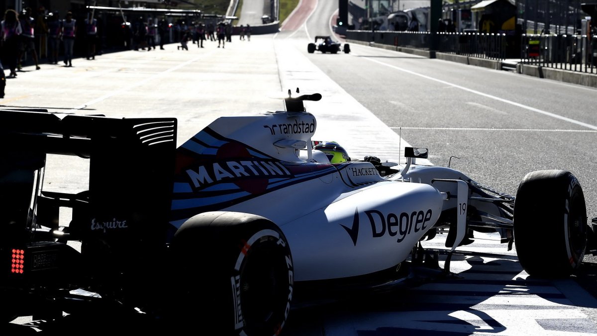 Felipe Massa při pátečním tréninku v Austinu