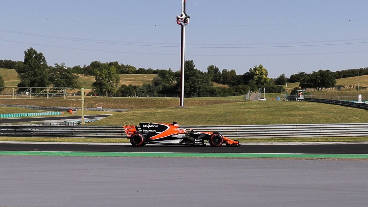 Stoffel Vandoorne během testování v Maďarsku