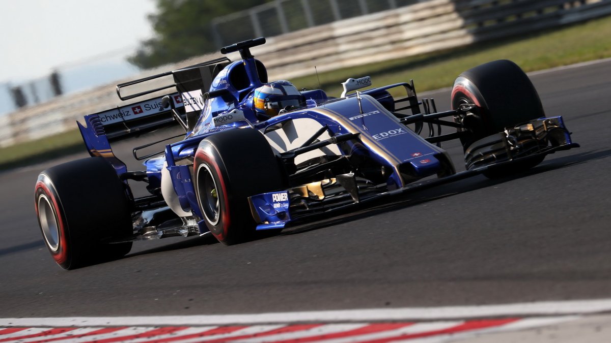 Gustav Malja testuje první den vůz Sauber C36 - Ferrari v Maďarsku