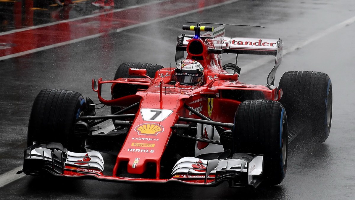 Kimi Räikkönen za deštivé kvalifikace v Itálii