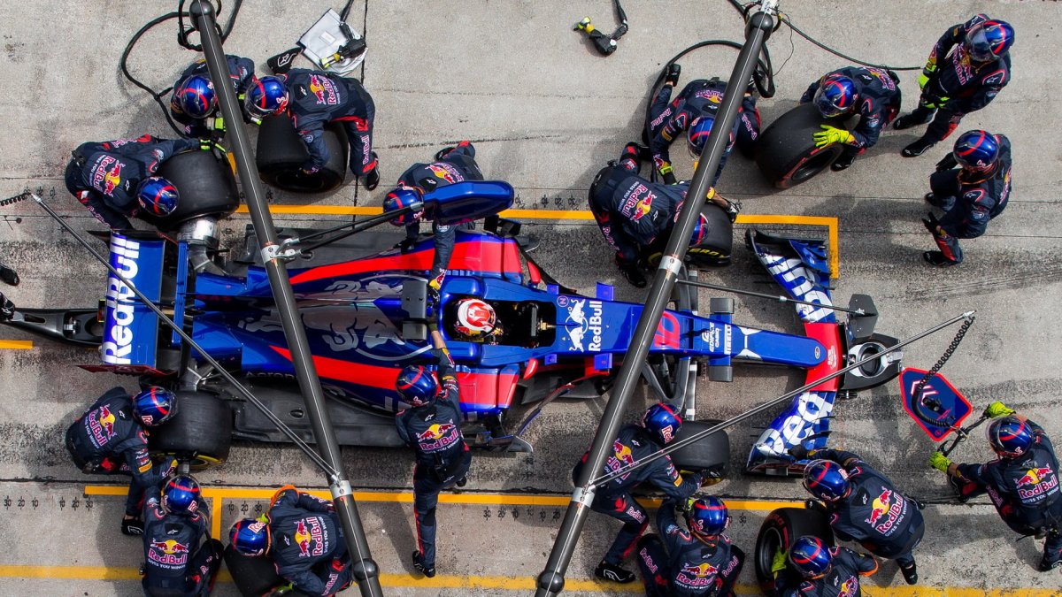 Pierre Gasly v závodě v Malajsii