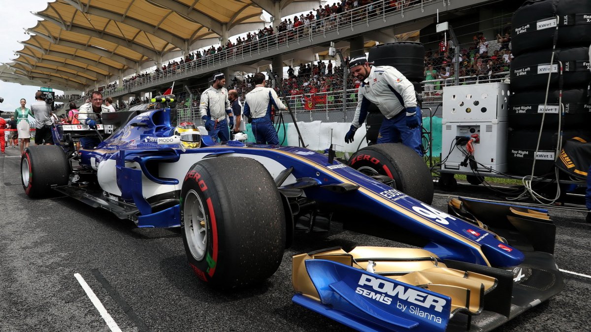 Pascal Wehrlein před závodem v Malajsii