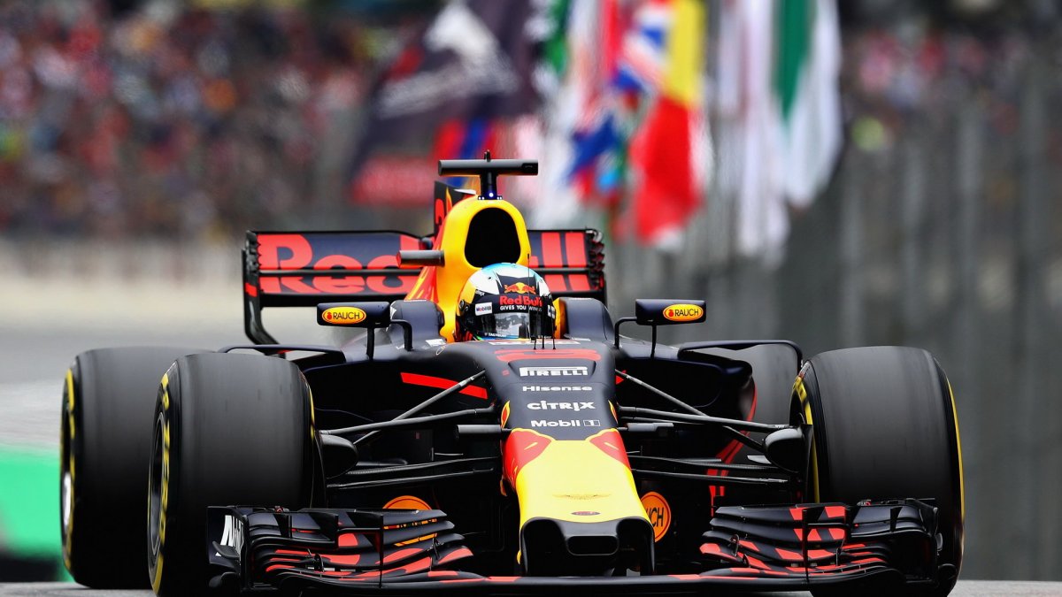 Daniel Ricciardo v kvalifikaci v Brazílii