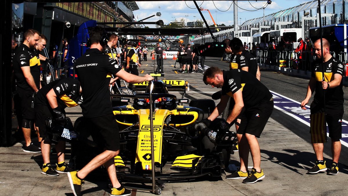 Carlos Sainz při pátečním tréninku v Melbourne v Austrálii