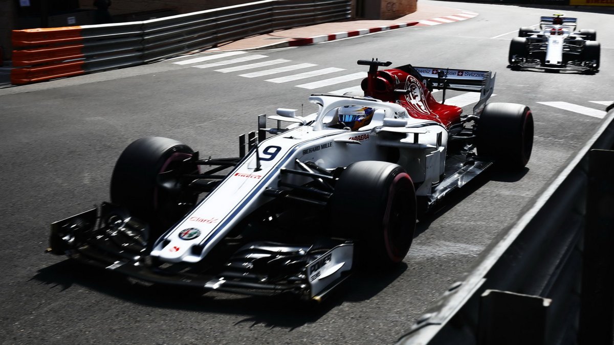 Marcus Ericsson v tréninku v Monaku
