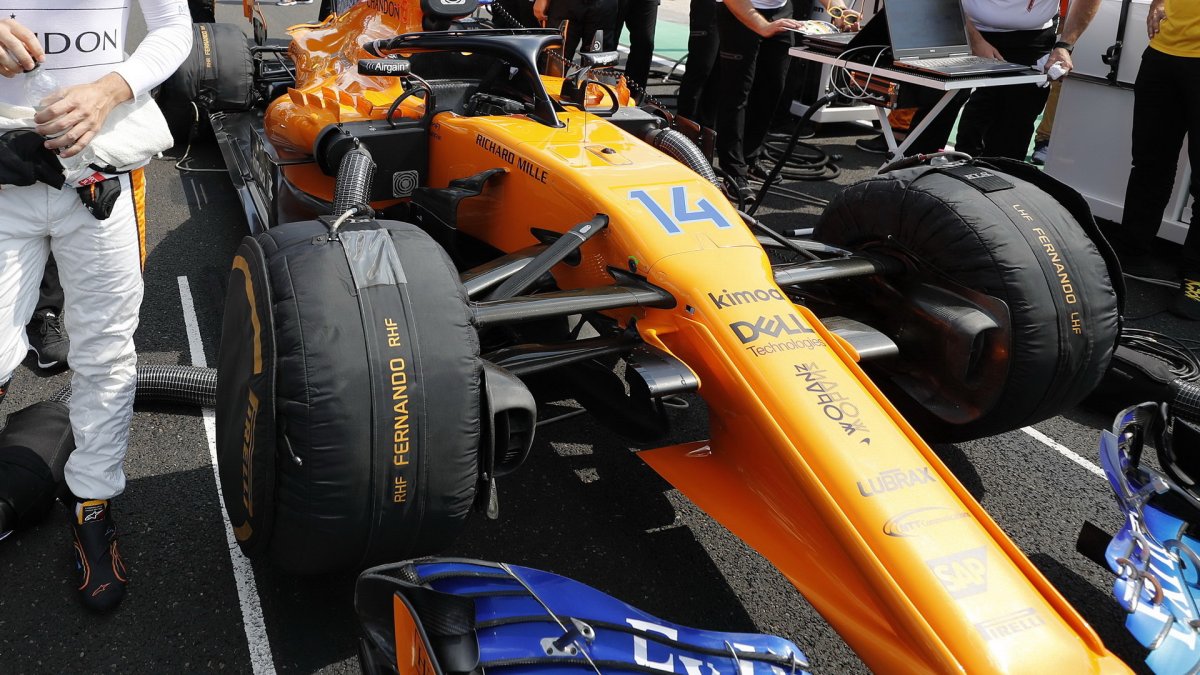 Fernando Alonso před závodem v Maďarsku