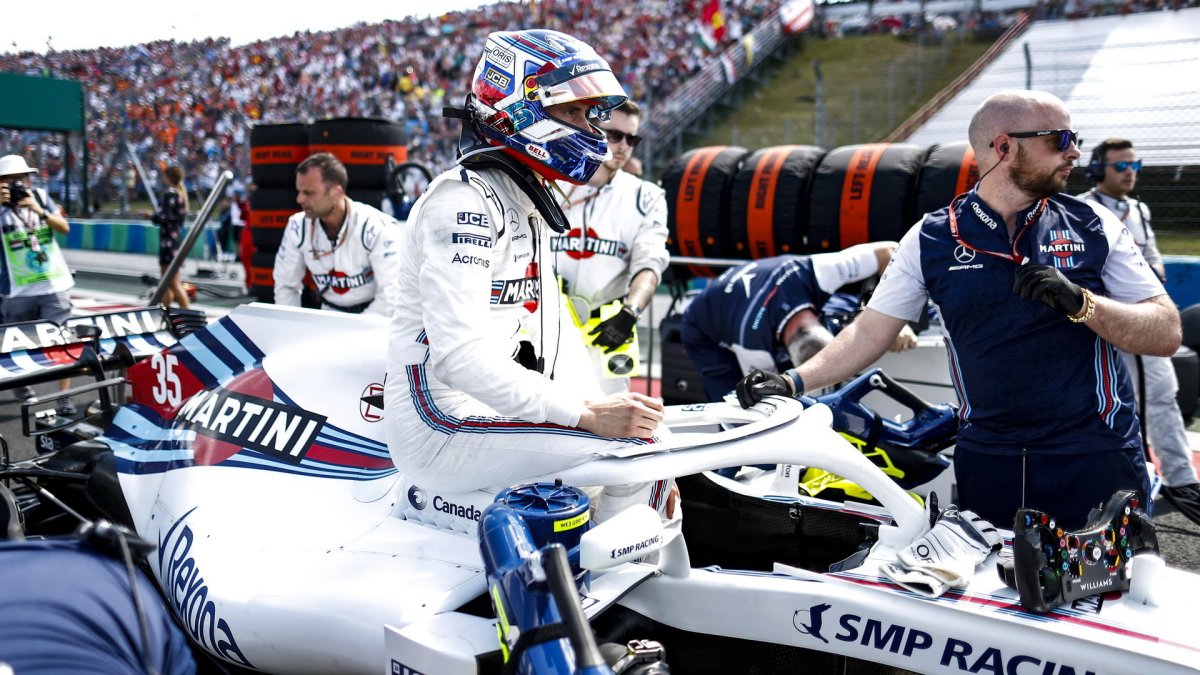 Sergej Sirotkin před závodem v Maďarsku