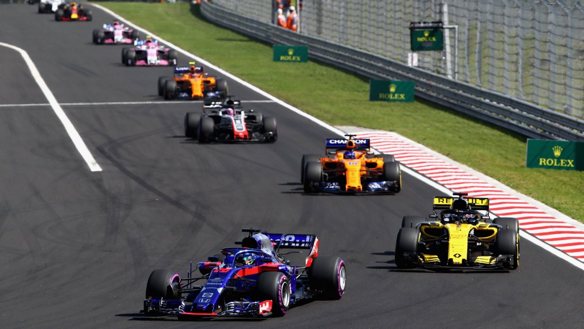 Brendon Hartley v závodě v Maďarsku
