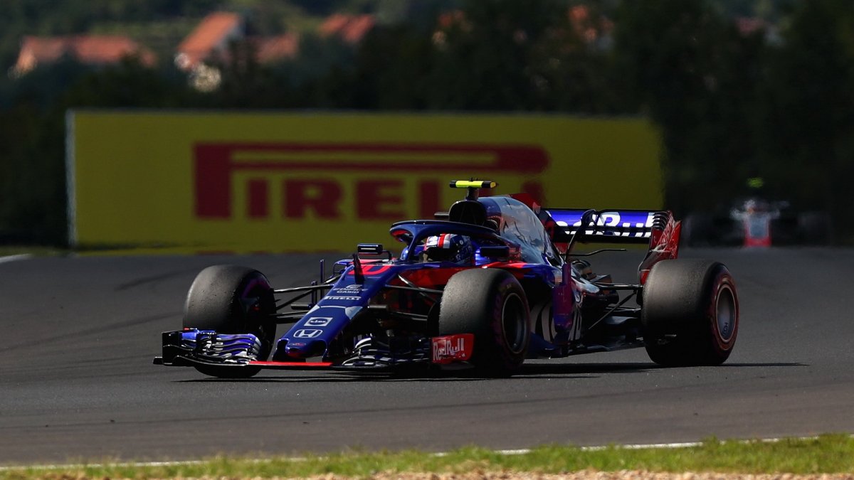 Pierre Gasly v závodě v Maďarsku