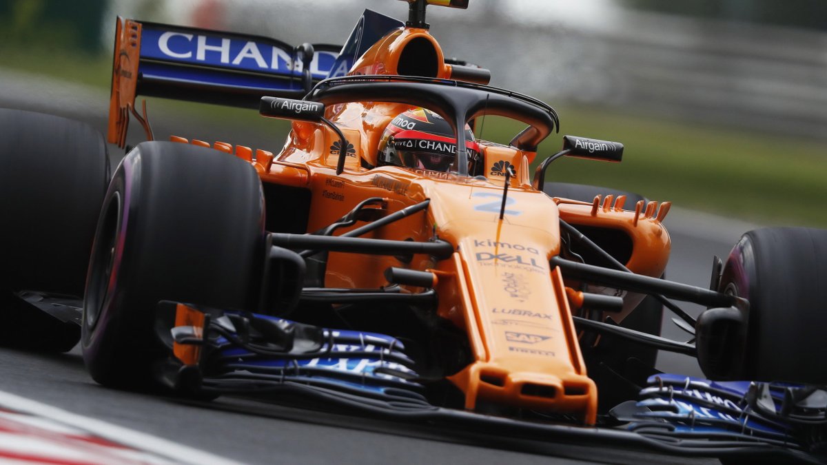Stoffel Vandoorne v třetím tréninku v Maďarsku