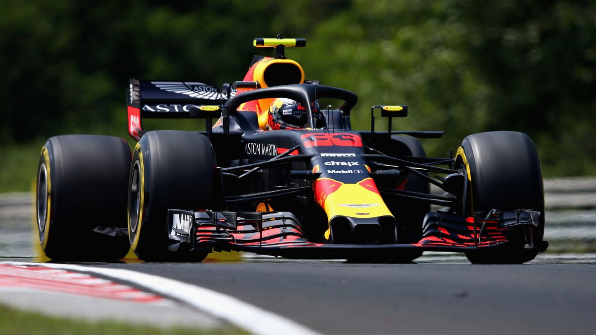 Max Verstappen v tréninku v Maďarsku