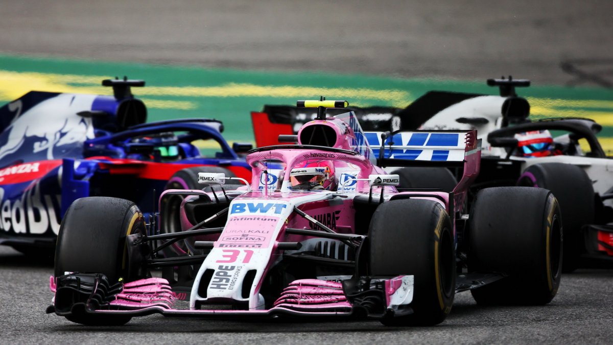 Esteban Ocon v závodě v Německu