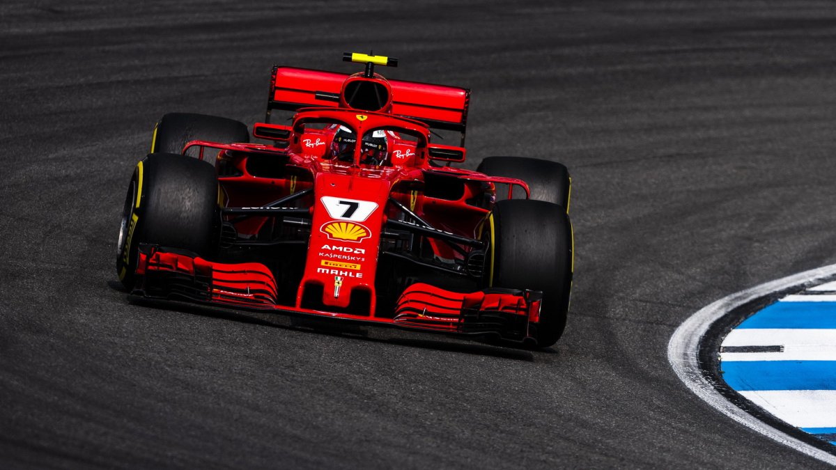 Kimi Räikkönen v závodě v Německu