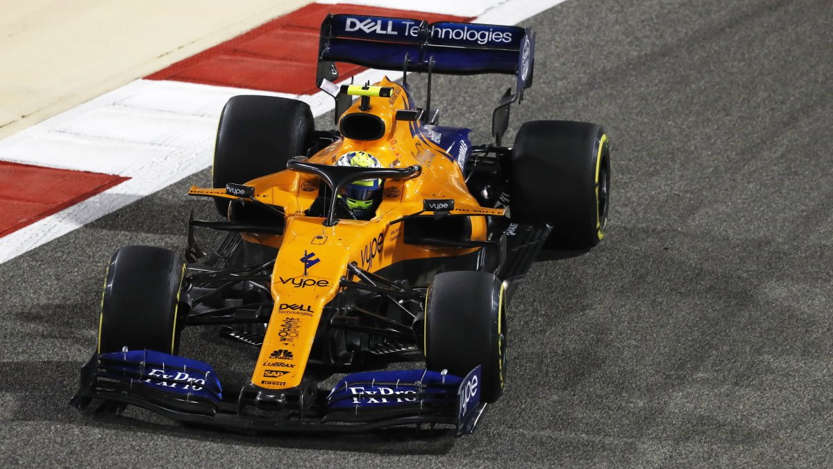 Lando Norris v závodě v Bahrajnu