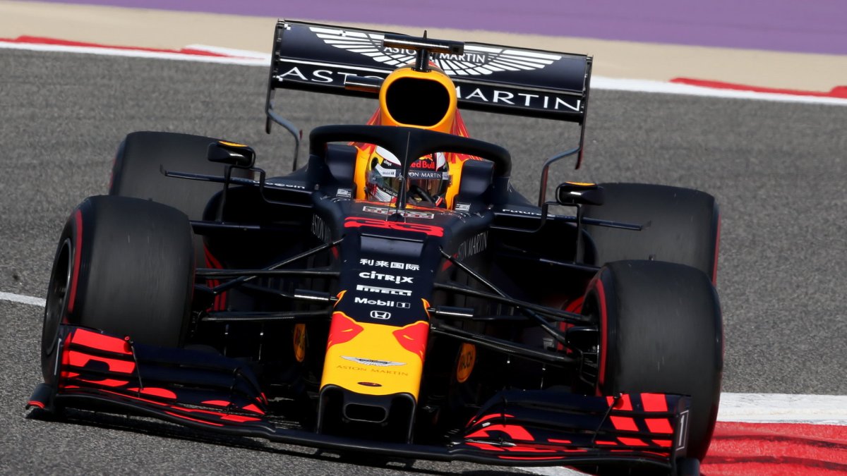 Max Verstappen v tréninku v Bahrajnu