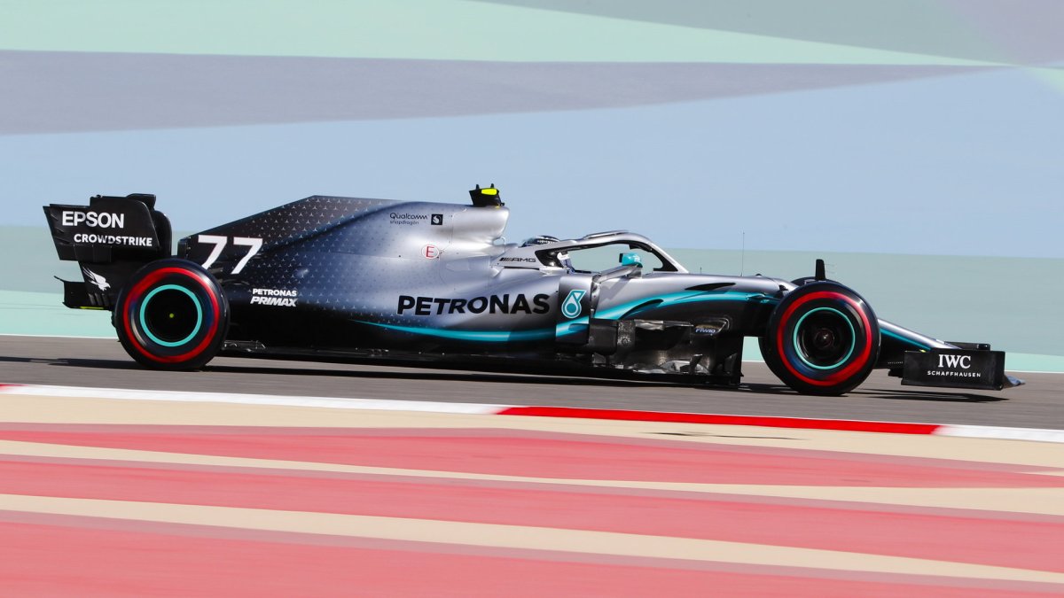 Valtteri Bottas v tréninku v Bahrajnu