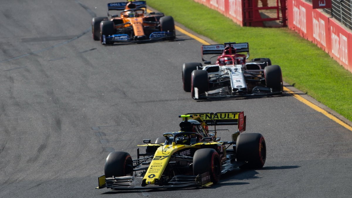 Nico Hülkenberg v závodě v Melbourne