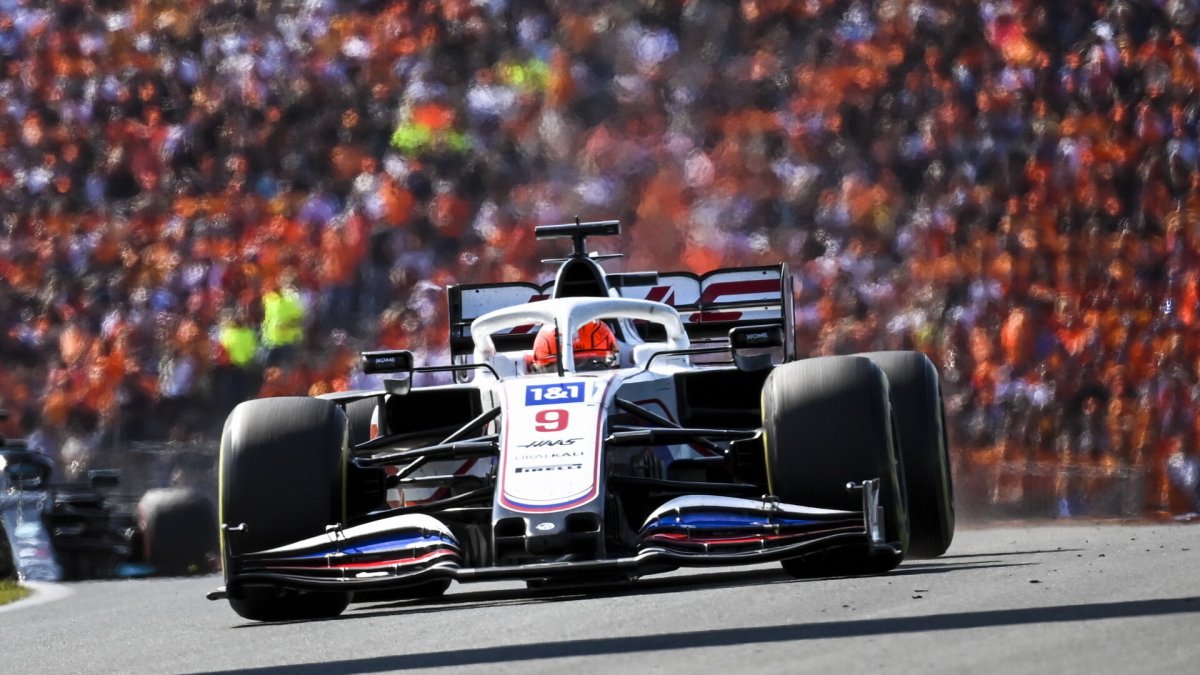 Mick Schumacher v závodě v Holandsku