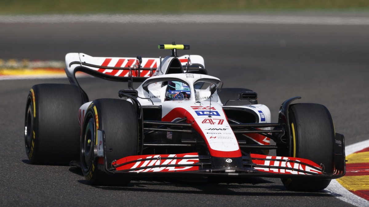 Mick Schumacher v závodě v Belgii