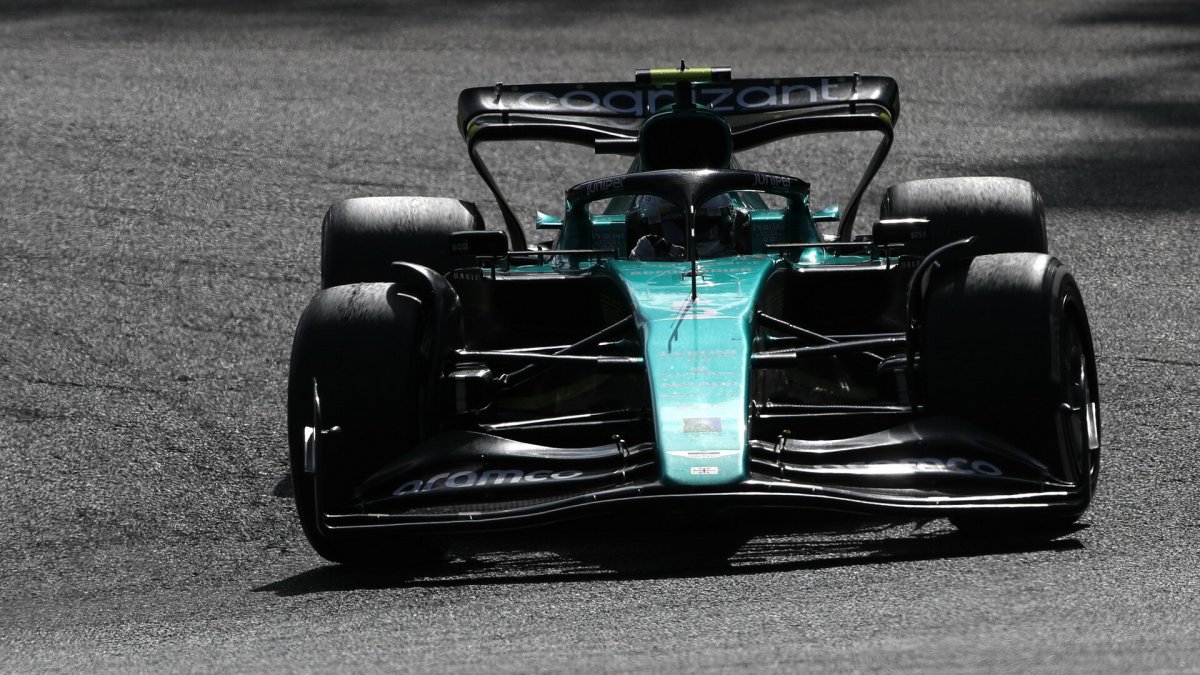 Sebastian Vettel v závodě v Belgii