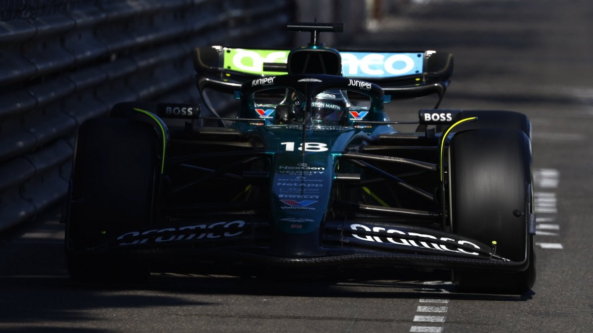 Lance Stroll v závodě v Monaku