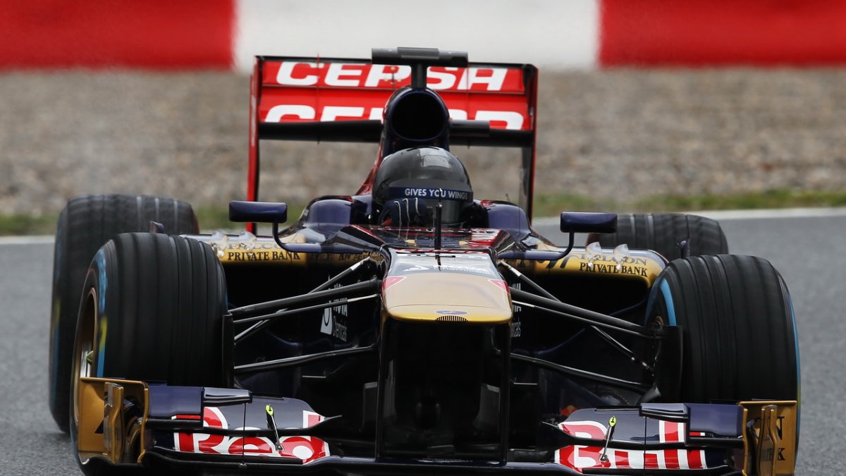 toro rosso str8