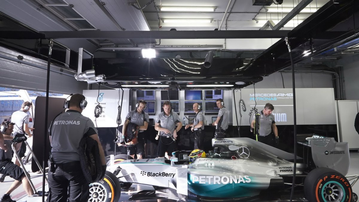 Hamilton, Lewis