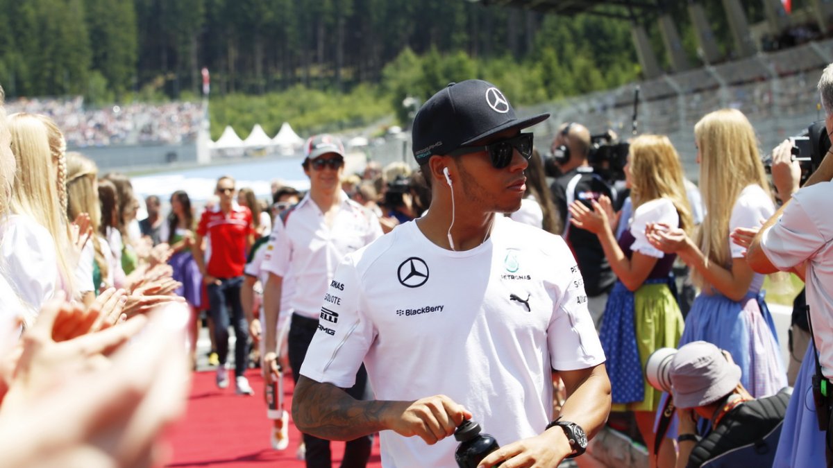 Hamilton, Lewis