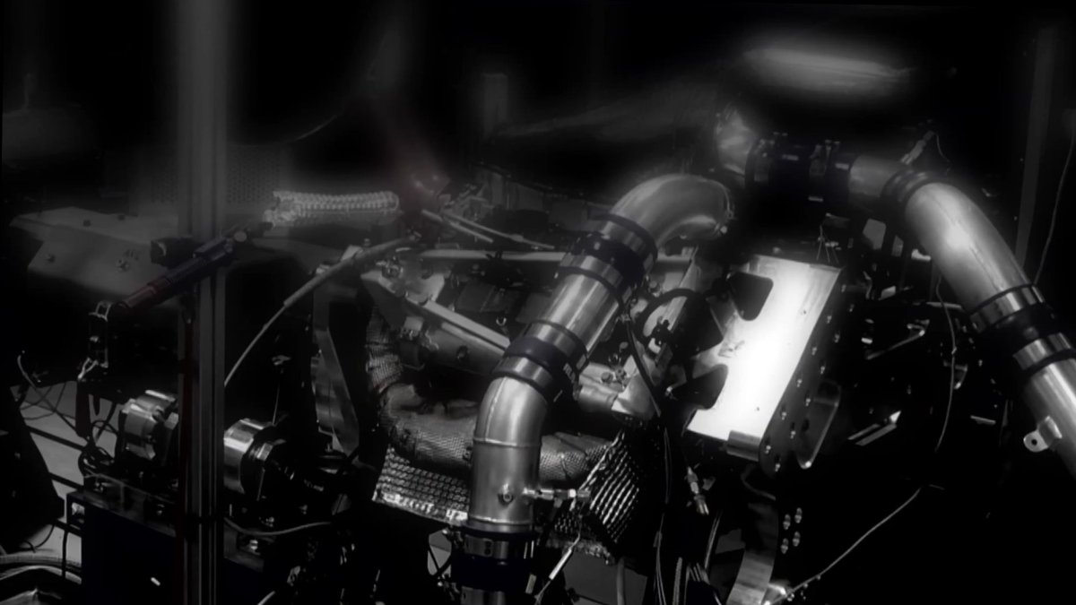 Pohonná jednotka Honda RA615H na dynamometru