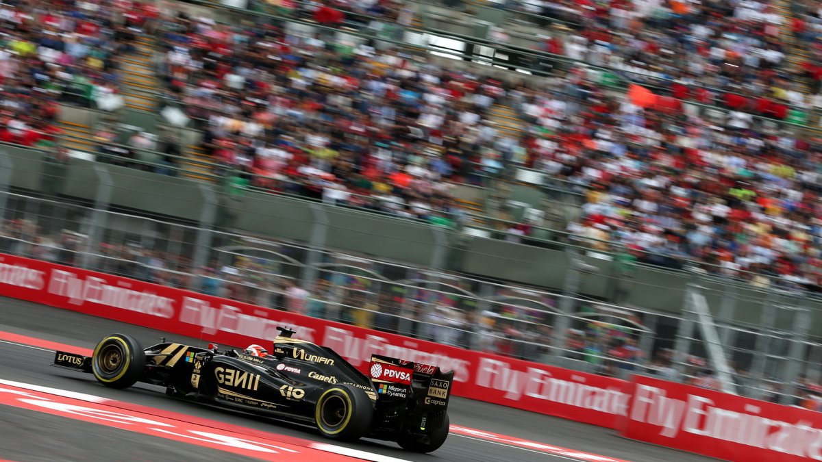 Romain Grosjean v Mexiku