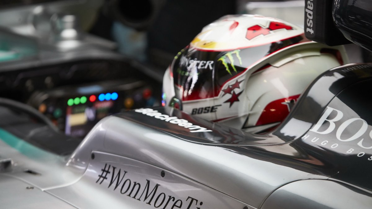 Lewis Hamilton v Mexiku