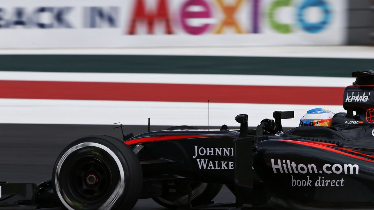 Fernando Alonso v Mexiku