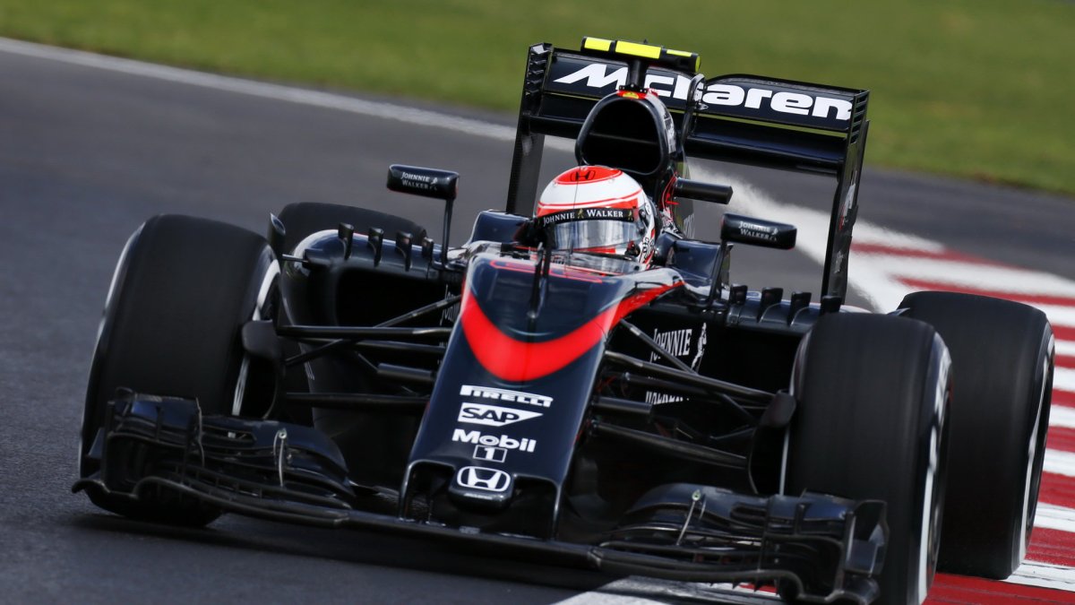 Jenson Buttton v Mexiku