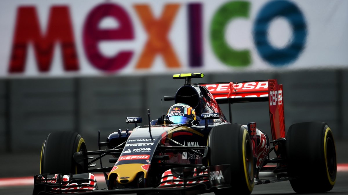Carlos Sainz v Mexiku