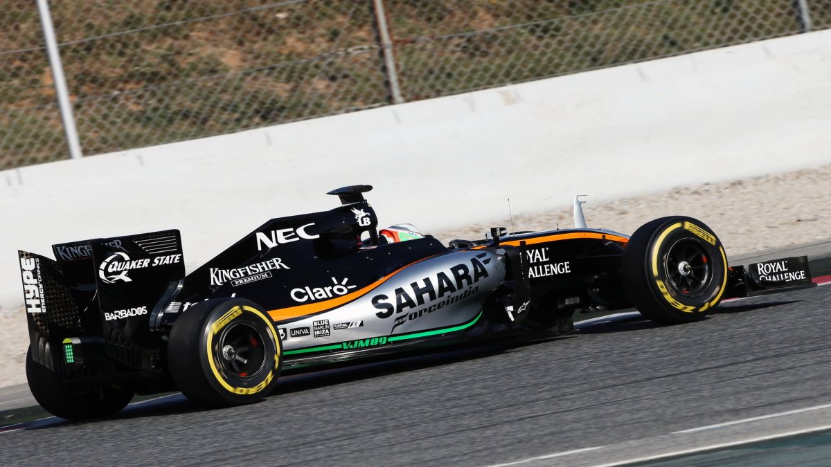 Alfonso Celis s novým vozem Force India VJM09 - Mercedes