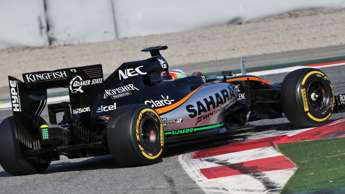 Alfonso Celis s novým vozem Force India VJM09 - Mercedes