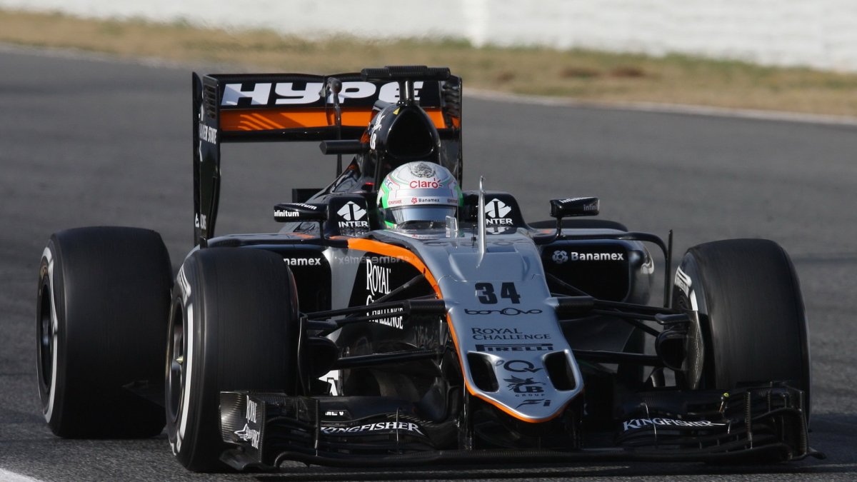 Alfonso Celis s novým vozem Force India VJM09 - Mercedes