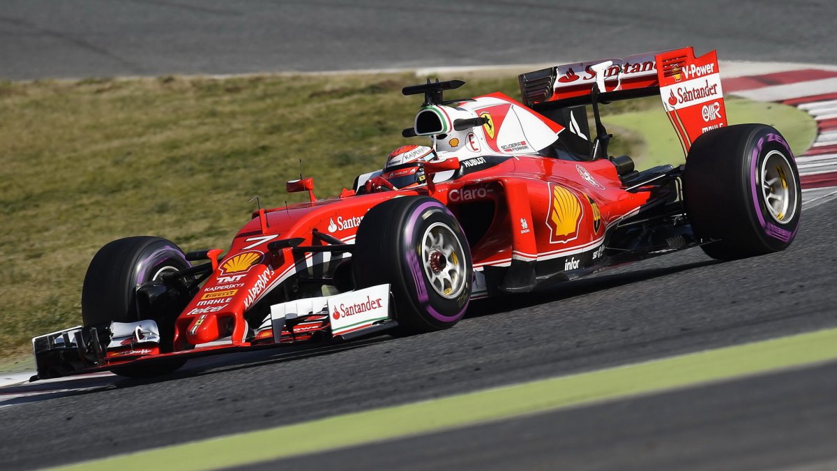 Kimi Räikkönen s Ultra měkkými pneumatikami v Barceloně