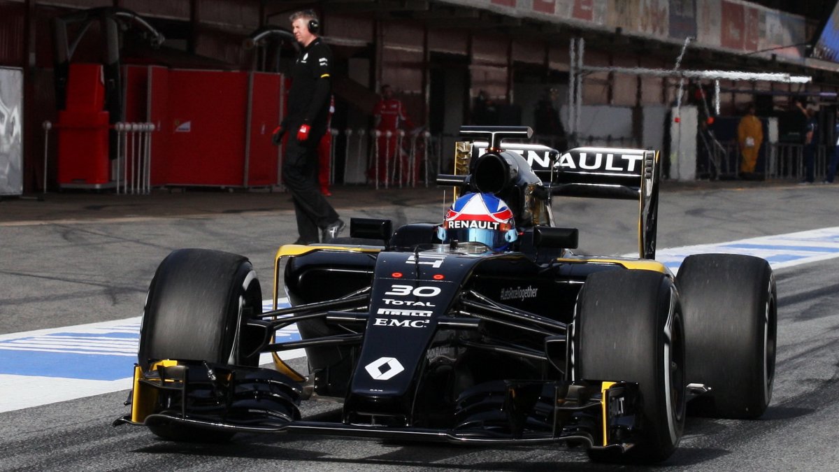 Jolyon Palmer s Renaultem RS16 v Barceloně
